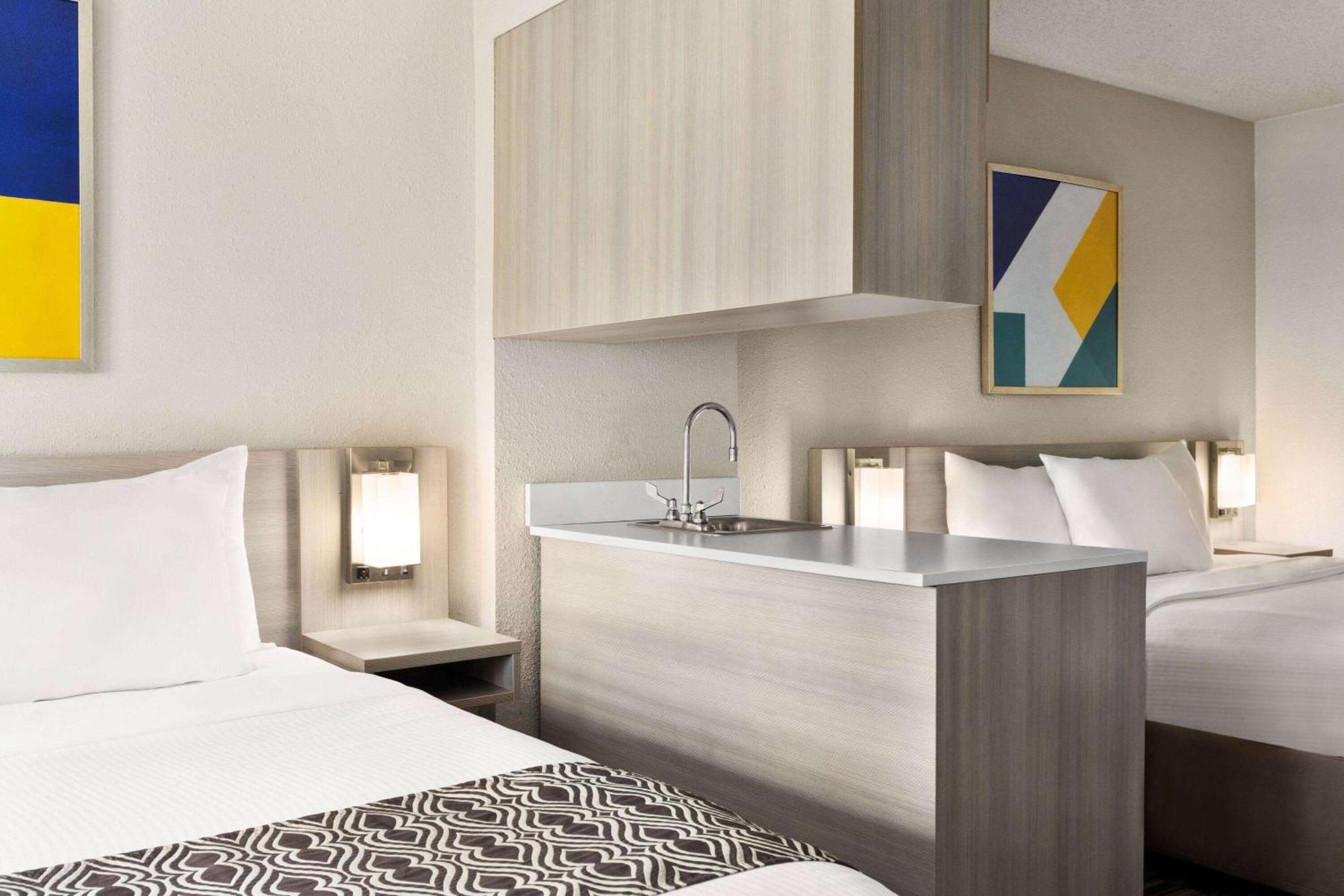 Microtel Inn & Suites By Wyndham Florence/Cincinnati Airpo Eksteriør bilde