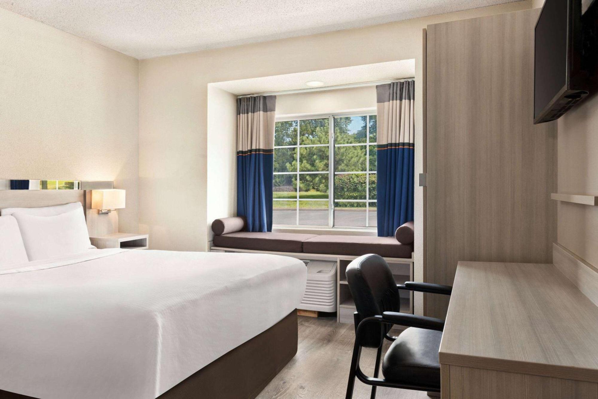 Microtel Inn & Suites By Wyndham Florence/Cincinnati Airpo Eksteriør bilde